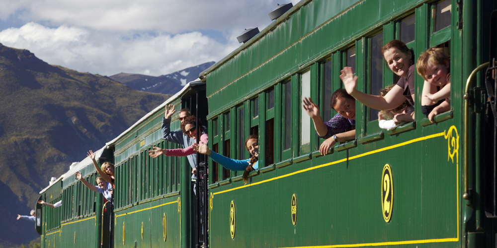 Kingston Flyer and passengers