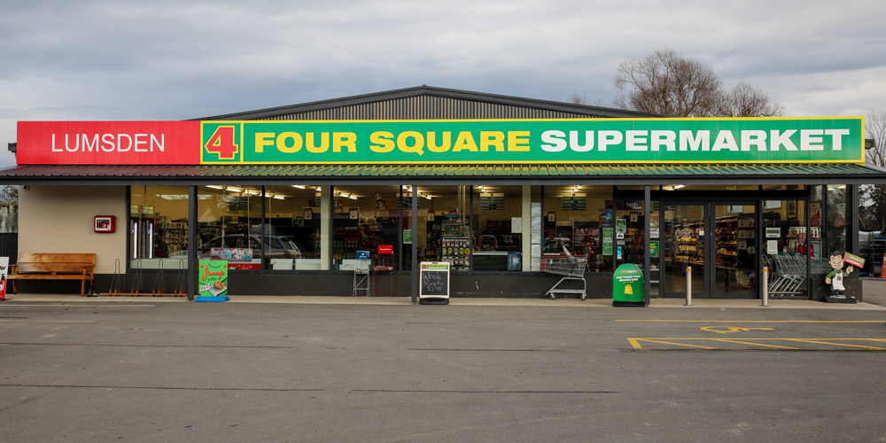 Four Square Lumsden nz