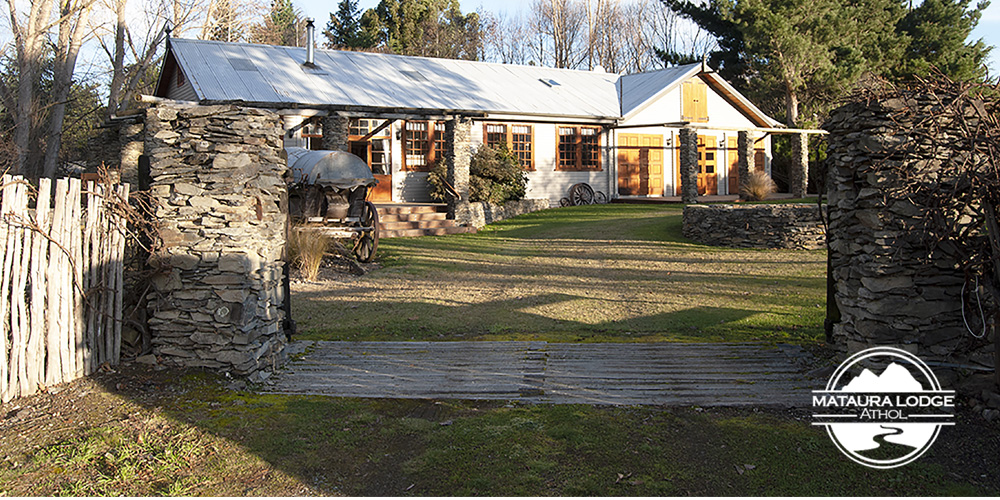 Mataura Lodge Athol Front Gate High Res