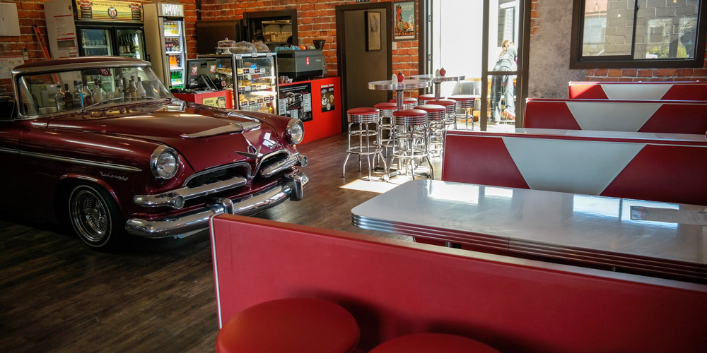 Route 6 Cafe inside