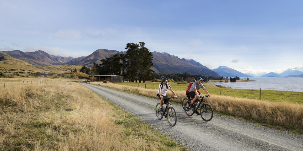 Adventure South people cycling on the trail